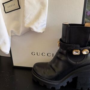 Women's Trip Embellished Block Heel Chelsea Boots